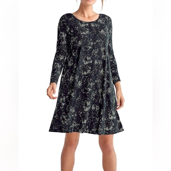 ellos Dresses & Skirts - Ellos Chelsea Knit Dress